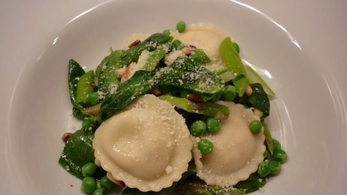 foto de sorrentinos plato con sorrentinos