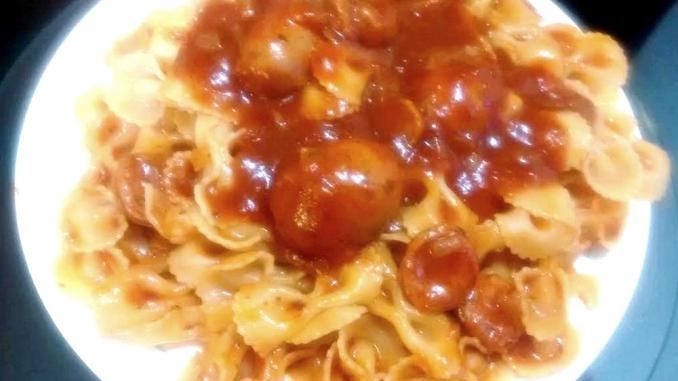 moñitos con salsa plato moñitos con salsa
