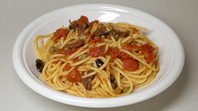 linguini con camarones plato linguini con camarones