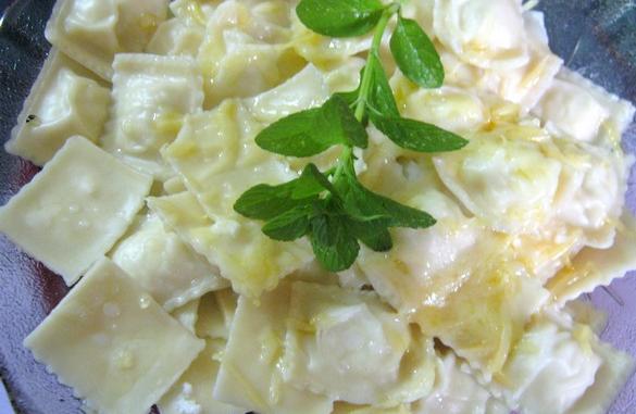 ravioles 1 plato de ravioles