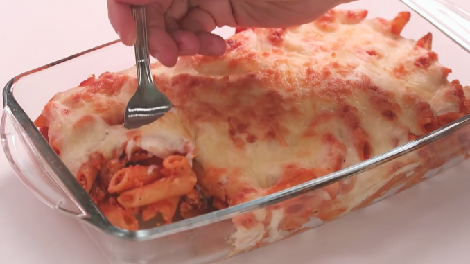 Macarrones con carne gratinados al horno