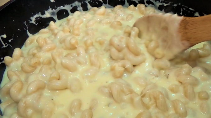 macarrones con queso macarrones con queso
